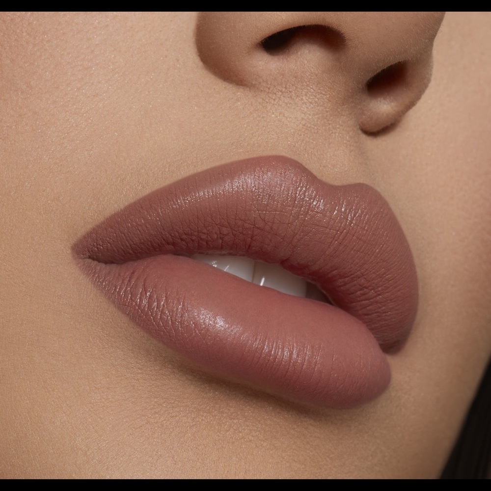NEW Matte/satin finish liquid lipstick - poppi cosmetics - shade: lose my number